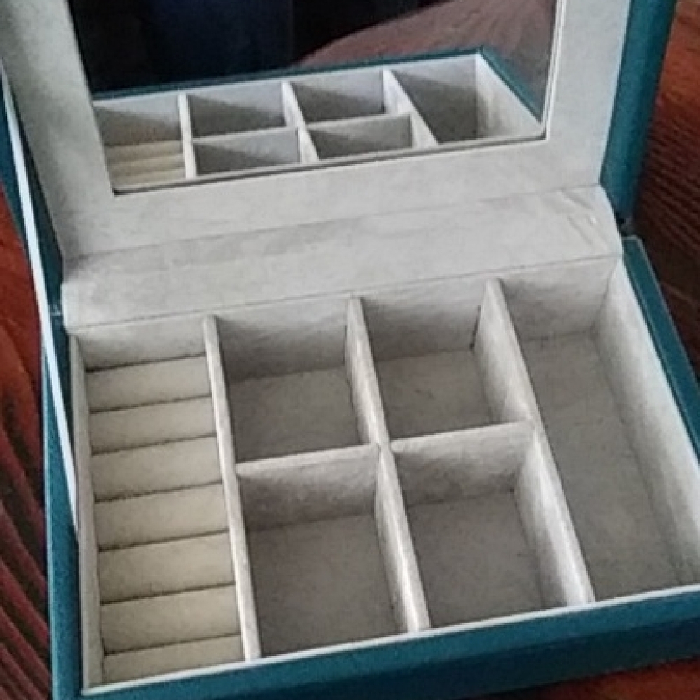 Max Studio Turquoise Jewelry Box - Picture 2 of 6